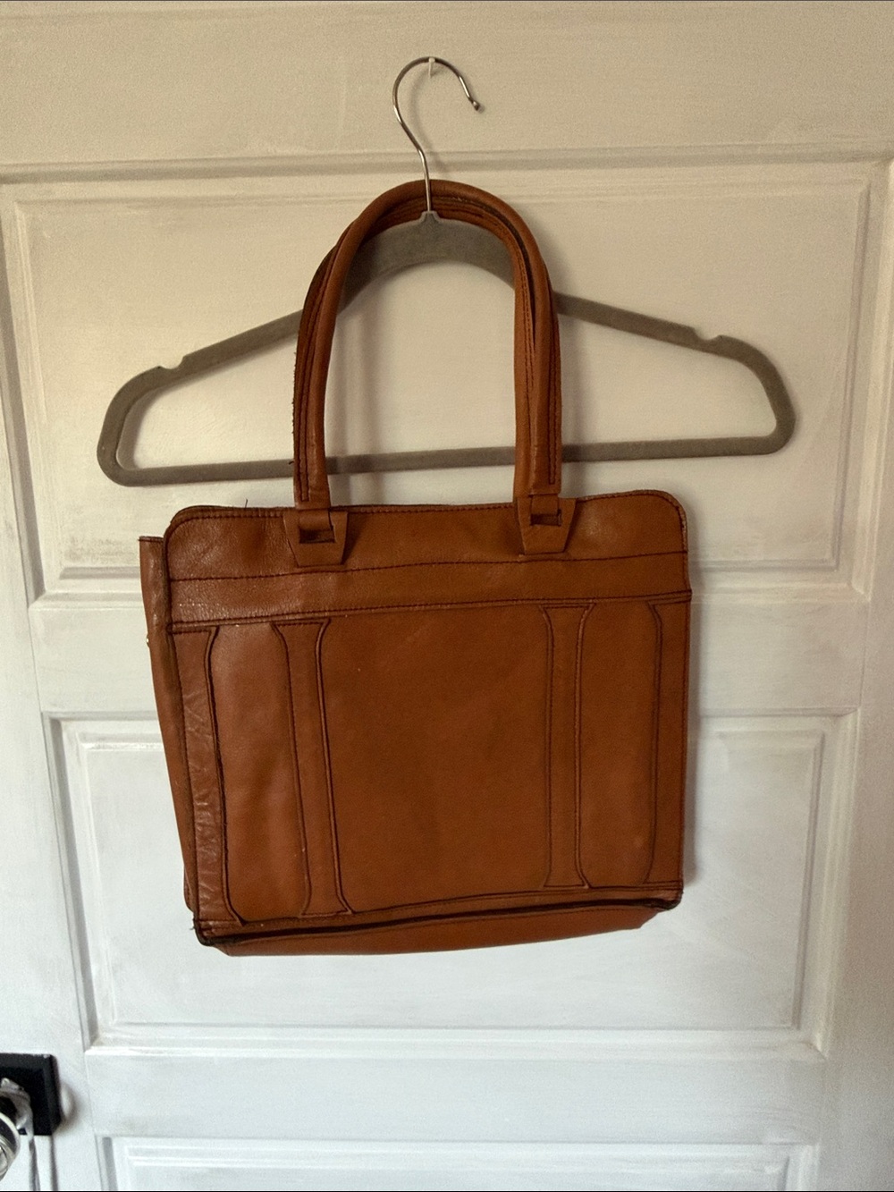 Women's Vintage Tan Leather Shoulder Bag - Classic Structured Tote